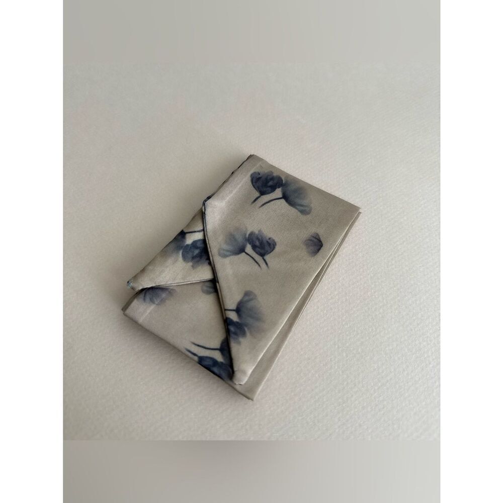 Flower scarf M1617